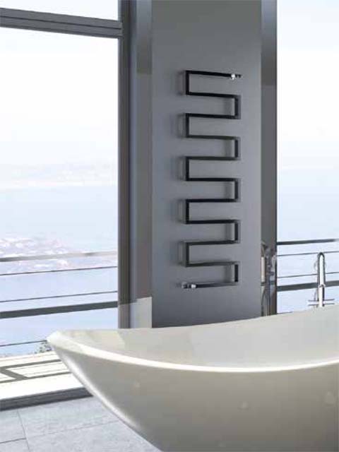 álló fürdőszobai radiátor, design törölközőszárítós radiátor, színes radiátorok