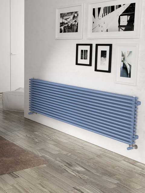 szobai radiátor, vízszintes radiátor, kék radiátor, radiátor, radiátorok, design radiátor, színes radiátor