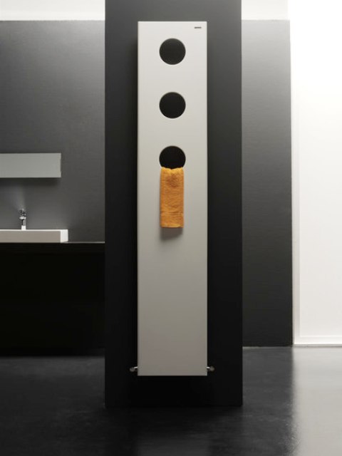 fürdőszobai lapradiátor, törölközőszárítós radiátor, színes design radiátor